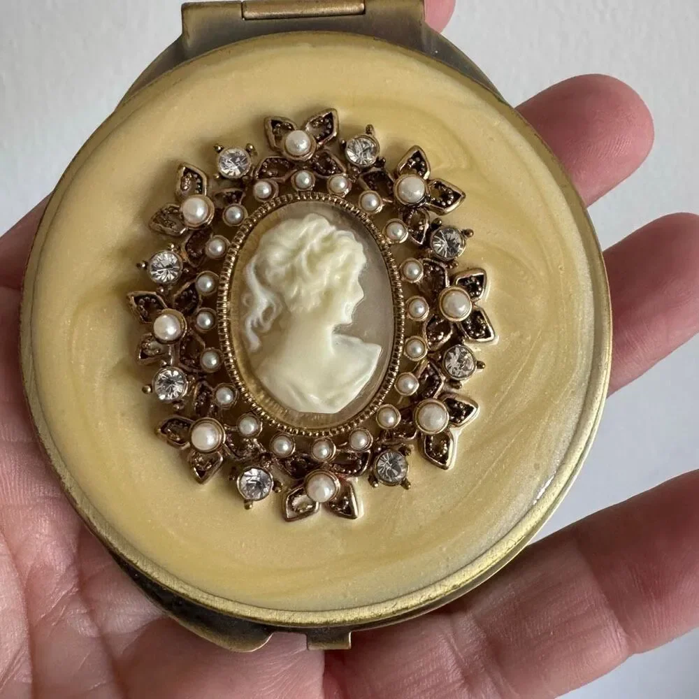 Vintage Cameo Compact Mirror With Pearls And Diamonds